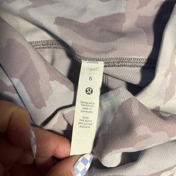 Lululemon Athletica Gray Camouflage Leggings - Picture 3 of 3